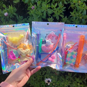 Pre-Filled Party Bags for children | Loot Bags for Kids | Fidgets | Stickers | Fun toys | Party Favors | Pre-Made Birthday Bags | Goodie Bag
