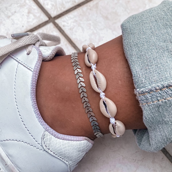 Shell anklet | Enkelbandje schelpen | Kauri | Handgemaakt | Beachy anklet