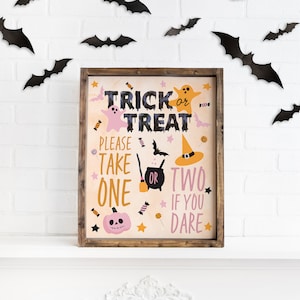 Sinal rosa para impressão de doces ou travessuras de Halloween | 8x10
