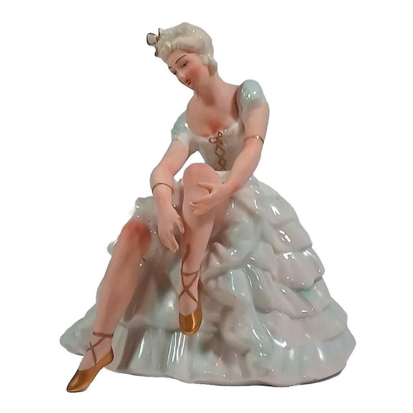 Vintage  Antique Schaubach Kunst Wallendorf Germany Porcelain Elegant Ballet Ballerina Dancer Figurine Sculpture