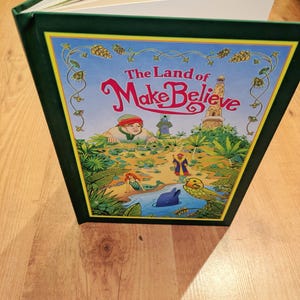 ショーの「The Land of Make Believe」からバーニーをテーマにした本