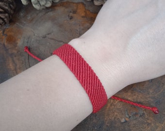 Pulsera de Amistad Macrame 12 mm Ancho Rojo Impermeable - Regalo para un mejor amigo - Personalización por color