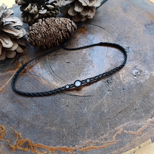 Macrame black Choker wirh Moon stone beads - Diadem with natural Stones - Personalized by color