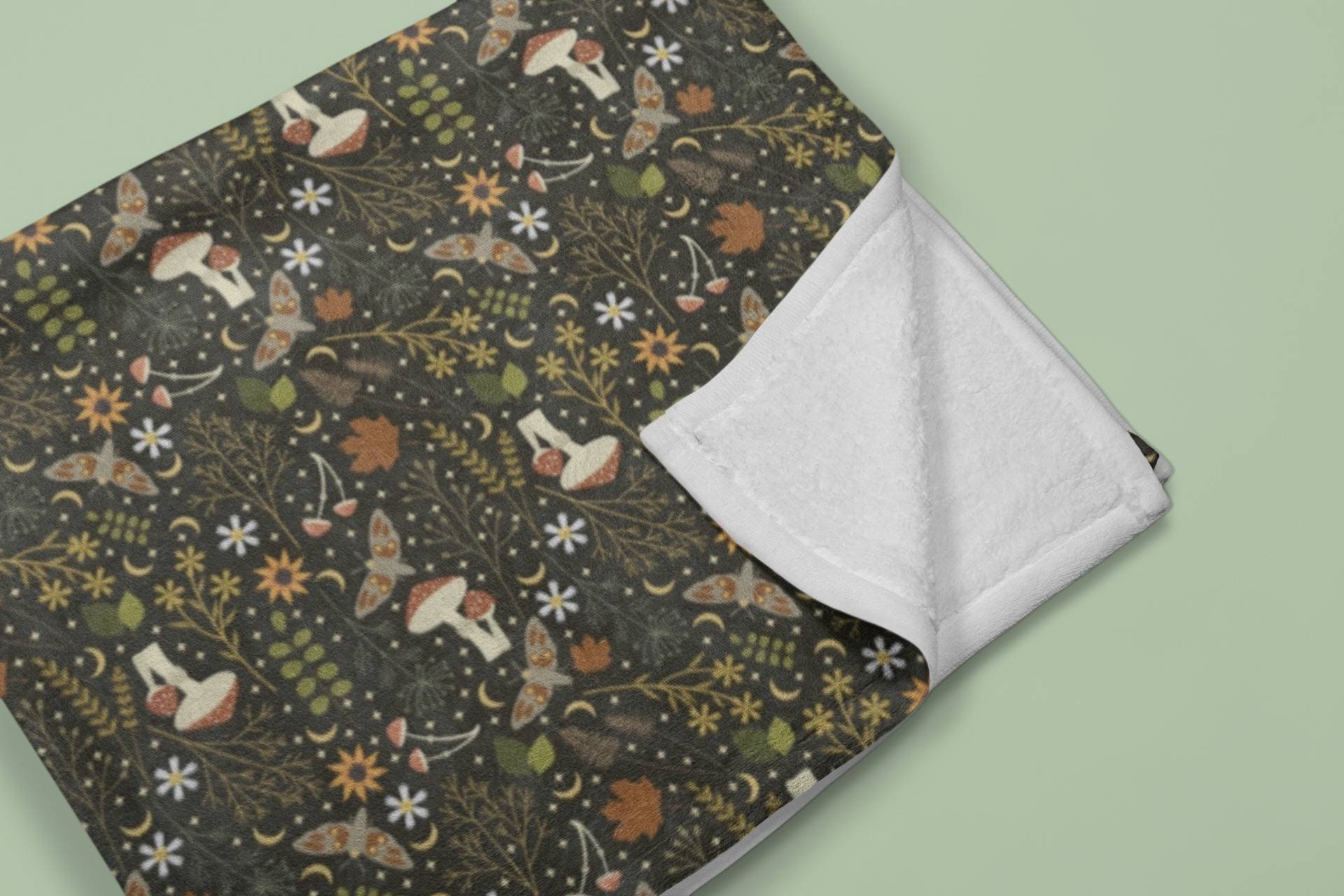 Cottagecore Heart Quilted Blanket NCU0TH611 main image 1