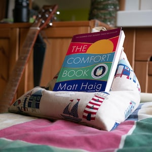 Reading Pillow, iPad holder, book stand, e-reader bean bag, Kindle stand, tablet cushion, reading accessory, ergonomic lap cushion, gift