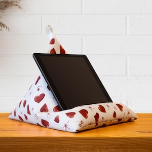 Tablet Pillow Hearts, iPad holder, book stand, e-reader beanbag, Kindle stand, reading accessory, ergonomic lap cushion, gift