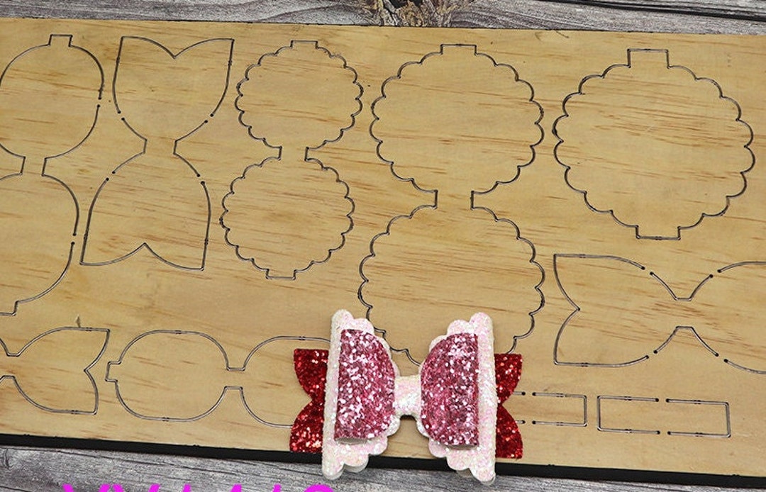 Troquel De Corte De Metal Con Lazo De Trella, Plantilla Para