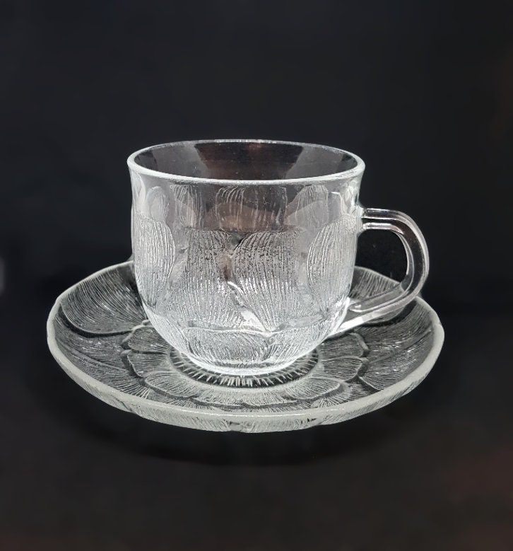 Aurora Glass Cup & Saucer (240ml)