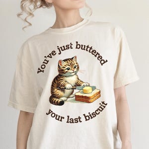 Comfort Colors Funny Cowboy Cat Shirt – Vintage Western Meme Tee, Unhinged Sarcastic Graphic T-Shirt, Humorous Retro Cowgirl Top
