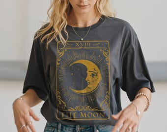 Maan tarotshirt comfortabele kleuren — vintage tarotkaartshirt, hemels shirt, Witchy-shirt