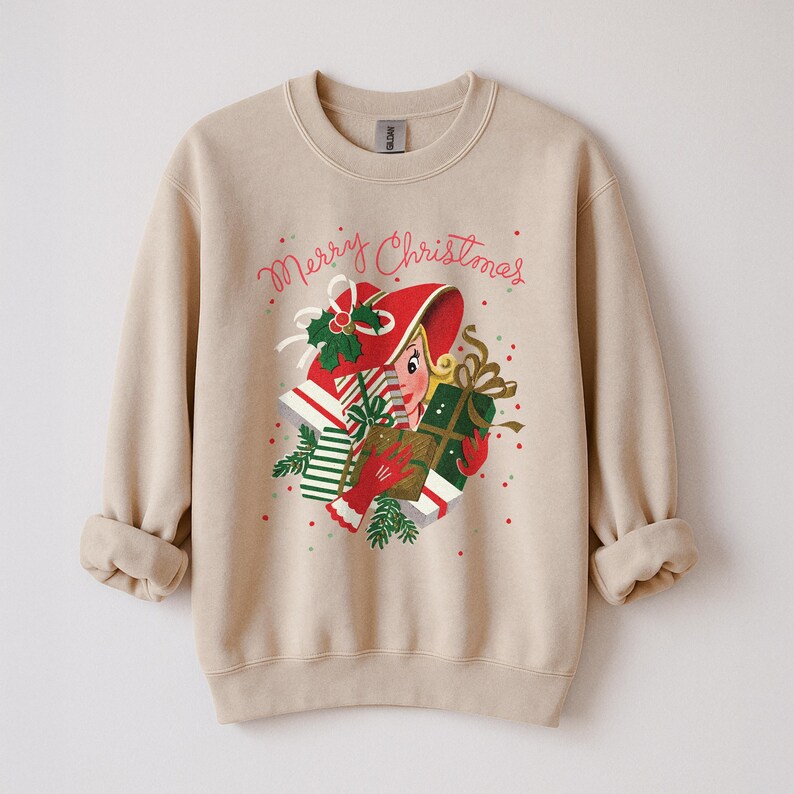 Close‑up of DTG print showing crisp lines on vintage holiday graphic and soft fleece texture.