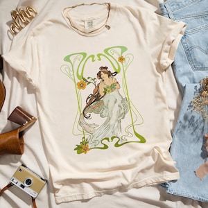 Women's Boho Tee Comfort Colors Shirt, Art Nouveau TShirt, Art Deco Mucha Shirt, Vintage Graphic Tees, Retro T-Shirt, Hippie Gift for Women