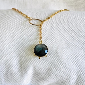 Necklace with O-ring, lasso, Y-ring, pendant, onyx, labradorite, gold-plated chain, design, choker, layered, sautoir necklace, tie, Laria