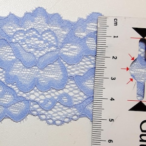 Französische Spitze in himmel blau /-Elastische Spitze 5cm breit