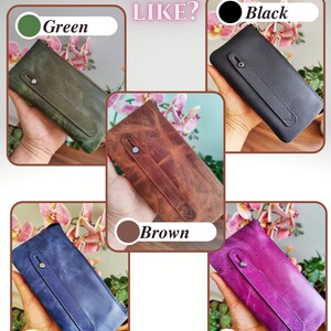 May include: Five leather wallets in different colors: green, black, brown, blue, and purple. The wallets are all closed and have a zipper on the top. The question "Which color did you like?" is written above the wallets.