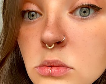 Minimalistic nose cuff, No piercing septum, fake nose ring, fake septum, no piercing nose ring, nose cuff, tiny septum, hammered septum cuff