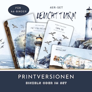 Op de afbeelding: Een set van vier kaarten met vuurtorenillustraties, waaronder een vuurtoren op een klif, een schip in een fles en tekst in het Duits. De kaarten zijn ontworpen voor A6-binders en bevatten de woorden "Mein Leucht" en "Leuchtturm."