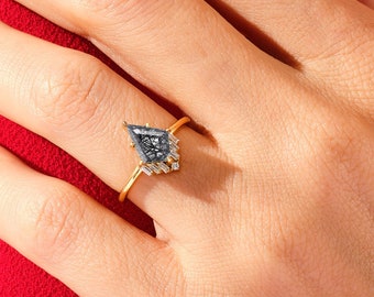 Kite Black Rutilated Quartz Engagement Ring with Baguette Moissanite Sidestones / 14k Gold Gemstone Engagement Ring  / 6-Prong Ring
