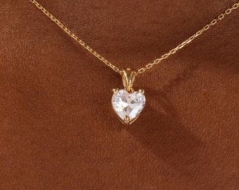 Heart Cut Moissanite Pendant Necklace / Simulated Diamond Heart Necklaces for Women / Solid Gold Necklace / Silver Jewelry