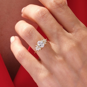 1.50 - 2.00 CT Oval Cut Moissanite Engagement Ring with Marquise Side Stones / 14K Solid Gold Vintage-Inspired Ring / Marquise Cluster Ring