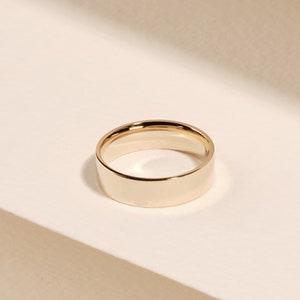 14k Solid Gold 5mm Flat Wedding Band / 14k Yellow Gold Wedding Ring for Men and Women / Simple Plain Gold Wedding Band in 10k, 14k, 18k