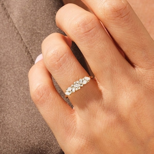 Bold Cluster Simulated Diamond Wedding Ring/ Multi-Cut Moissanite Wedding Ring/ Simulated Diamond Bold Wedding Ring for Women/ Bridal Ring