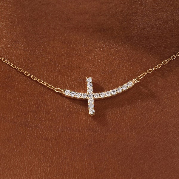 14k Solid Gold Moissanite Seitlich Kreuz Halskette / Seitlich Kreuz Halskette mit Simulierten Diamant / Moissanite Kreuz Halsketten für Frauen