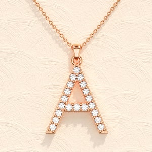 Moissanite Initial Halskette / Buchstabe Halskette / Initial Halskette / Geburtstagsgeschenk für Sie / Simulierter Diamant besetzter Buchstabe Bild 6