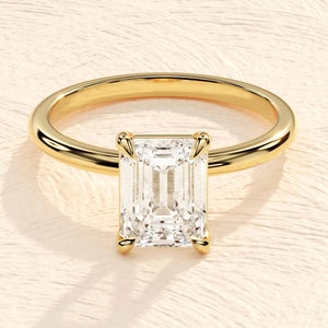 Emerald Cut Engagement Ring in 14k Solid Gold / 1.50 CT Moissanite Engagement Ring / Emerald Solitaire Moissanite Ring / Gold Promise Ring