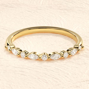 14k Solid Gold Alternating Marquise Moissanite Wedding Band / Gold Wedding Ring with Diamond Alternatives / Moissanite Ring for Women image 2