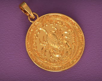 Medalhão do Zodíaco Escorpião: Pingente de Horóscopo Personalizado em Ouro Maciço