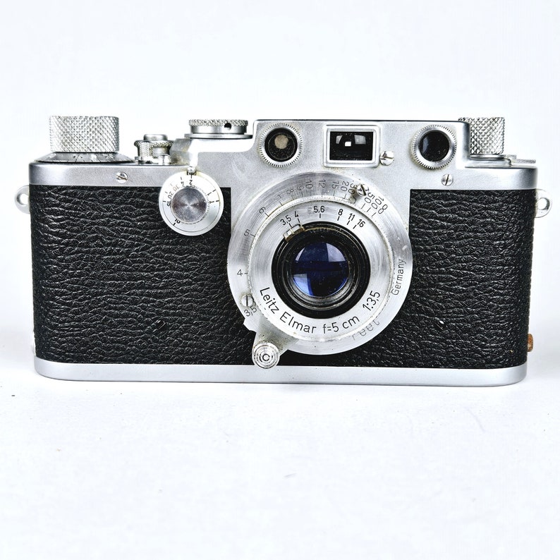 Lot 11 - A Leica IIIf Rangefinder Camera