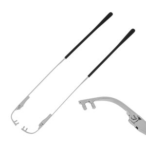 Peut inclure: Une paire de lunettes argentées avec des embouts en caoutchouc noir. Les lunettes sont conçues pour être portées par-dessus des lunettes existantes.