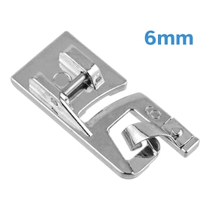 1 stück Nähfuß 6mm Schmal Rollsaum Curling Universal Nähmaschine Snap Auf Häuslichen Füße Kit Ersatzteil Crimpen Ripple Nähen Pressor