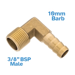 Può includere: Raccordo a gomito in ottone da 3/8 pollici BSP maschio a 10 mm barb. Il raccordo è in ottone e ha una filettatura maschio BSP da 3/8 pollici su un'estremità e una barb da 10 mm sull'altra estremità.