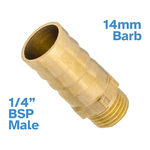 Può includere: Raccordo per tubo in ottone da 1/4" BSP maschio a 14 mm di barb. Il raccordo è di colore dorato e ha un'estremità filettata e un'estremità a barb.