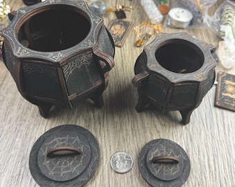Miniature Wooden Witch&#39;s Cauldron with Lid - Mystical Decor for Spellcraft and Halloween