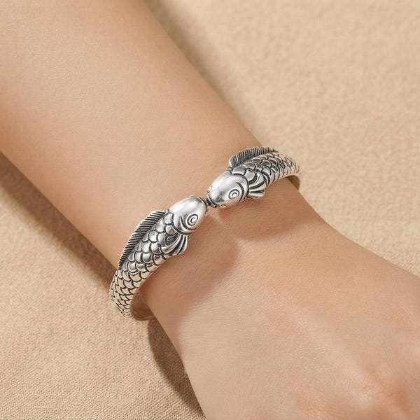 925 Sterling Silver Double Fish Cuff Bracelet, Retro Ethnic Style Bangle, Adjustable Animal Jewelry for Women, Meaningful Luck Gift
