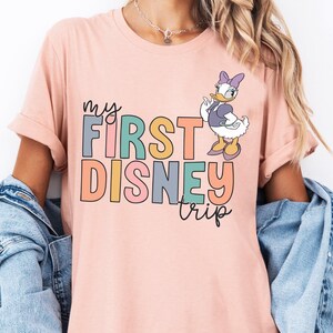 Camiseta Daisy Duck Minha Primeira Viagem à Disney, Camiseta Combinando Viagem das Meninas Disney, Camiseta do Grupo Mickey e Amigos, Moletom de Férias na Disneylândia