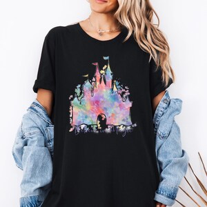 Camiseta del Castillo de Disney, camiseta mágica de Disneyland, camiseta familiar de Magic Kingdom, camiseta a juego de vacaciones de Disney 2026, sudadera de viaje a Disneyland imagen 2