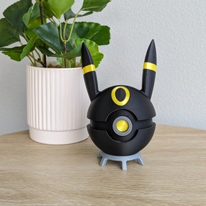 Pokeball sur le thème d'Umbreon