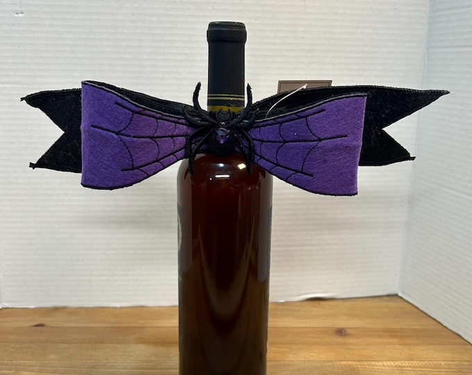 Wine Bottle Topper, Felt Spider Bow Wine Bottle Topper