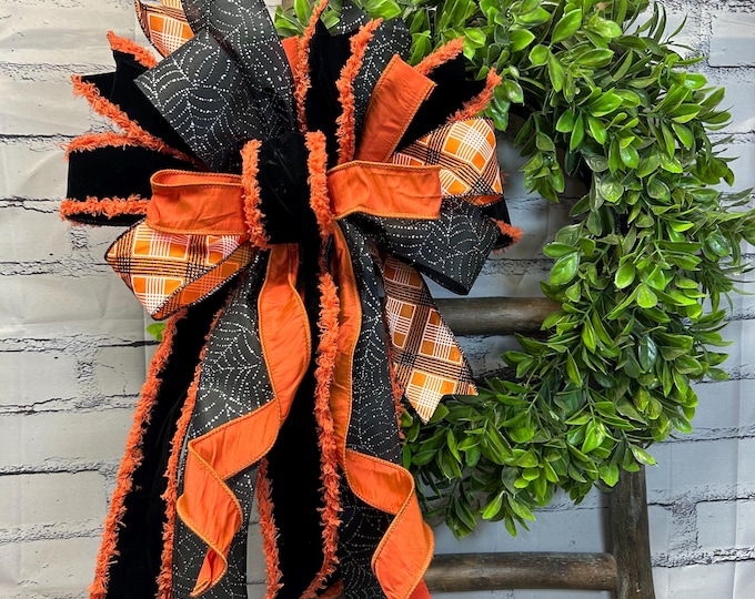 Halloween Wreath Bow: Designer Orange and Black Ribbon Accent
