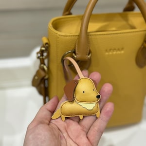 Golden Retriever bag charm, Leather Bag Charm, Unique Key Chain, Handmade Vegan Leather Bag Charm, Unique Handmade Gift, Gift for dog lover