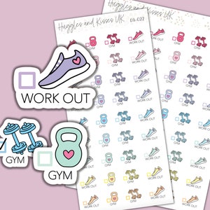 Könnte beinhalten: Ein Blatt mit bunten Aufklebern mit Illustrationen von Hanteln, einer Kettlebell, einem Laufschuh und den Worten "Gym" und "Work Out".