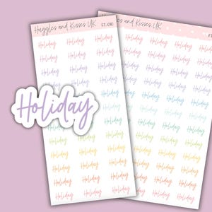 以下が含まれることがあります： 手書きのフォントで「Holiday」という単語が複数回繰り返されたカラフルなステッカーのシート。ステッカーはピンク、ブルー、グリーン、イエローのカラーで構成されています。