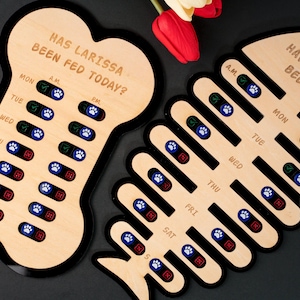 Personalized Dogs/Cats Feeding Tracker Sign. Custom Wood Toggle Chart. Breakfast/Dinner Pets Reminder Supplies. Medicine Tracker for Pets