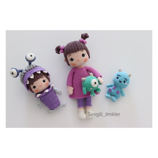 Modèle anglais au crochet Boo, Mike, Sullivan et Outfit