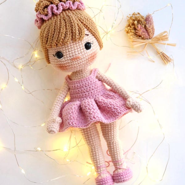 Ballerina Doll English Amigurimi Pattern