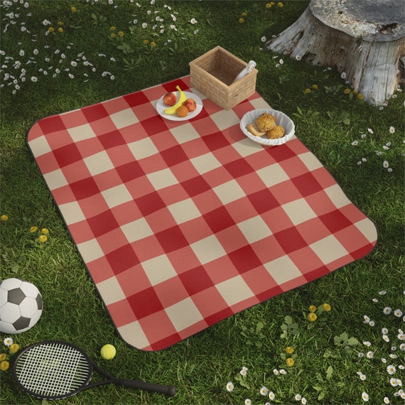 Red gingham picnic blanket sale